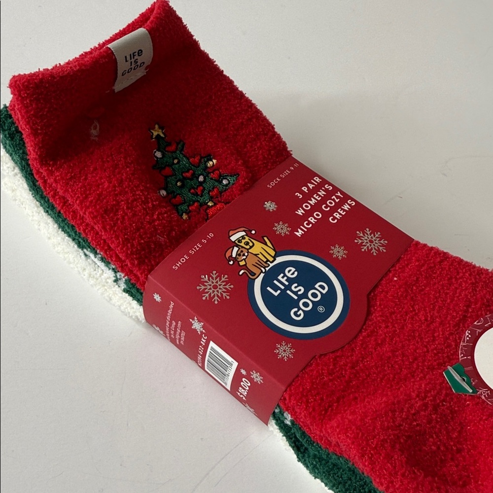 Life is Good Fuzzy Christmas Socks 3 Pairs